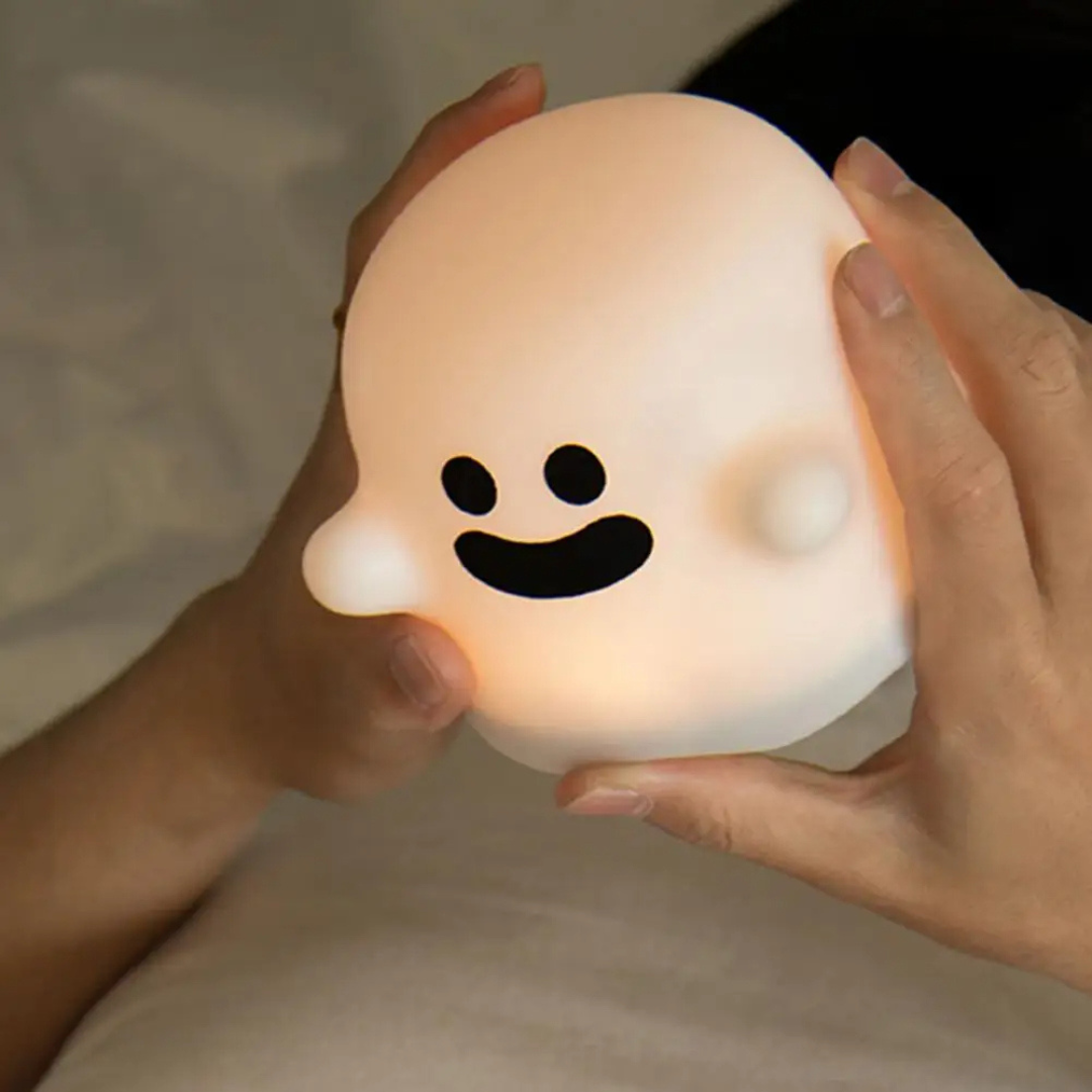 Lampe Câline : Le Nouveau Compagnon de Nuit de Votre Enfant !