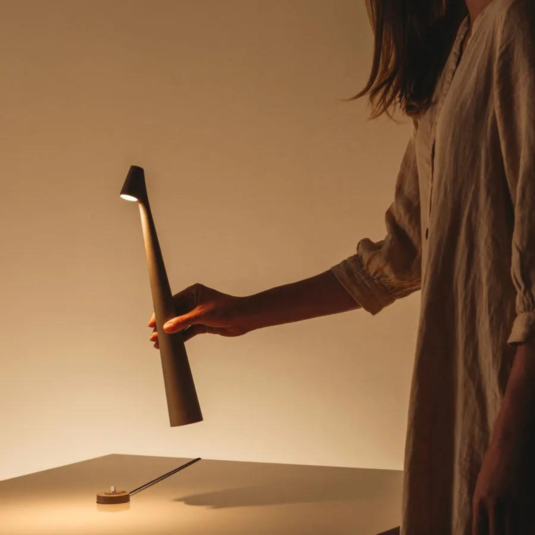 Lampe Sculpturale Portable